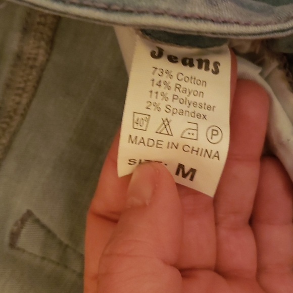 Skinny Slit Back Jeans - Picture 2 of 8